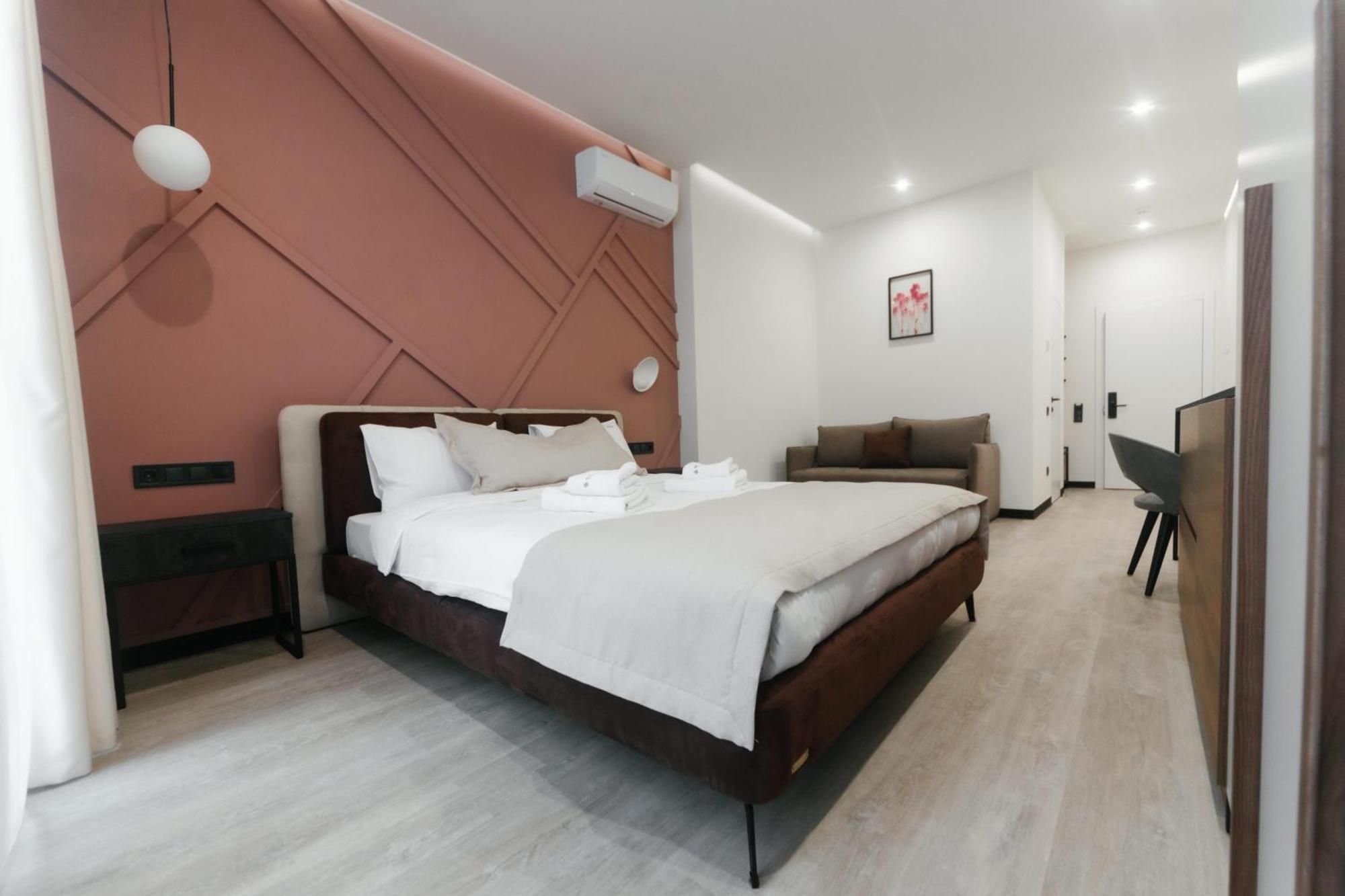 Select Hotel Lviv Eksteriør bilde