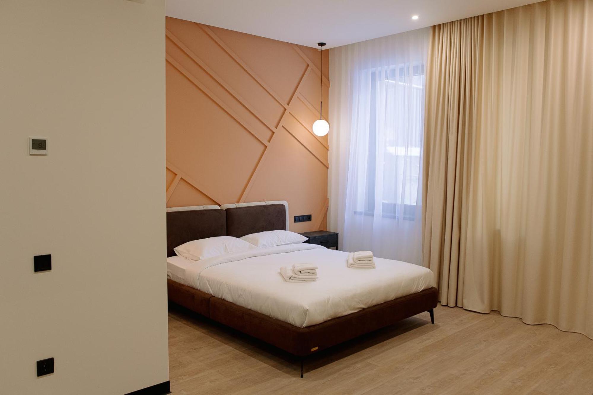 Select Hotel Lviv Eksteriør bilde
