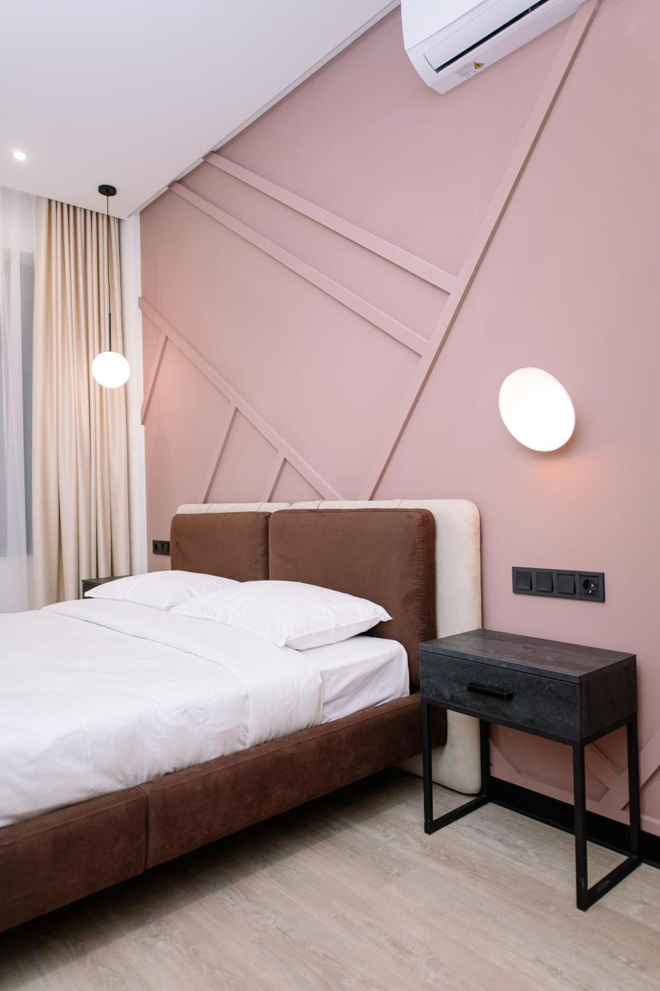 Select Hotel Lviv Eksteriør bilde