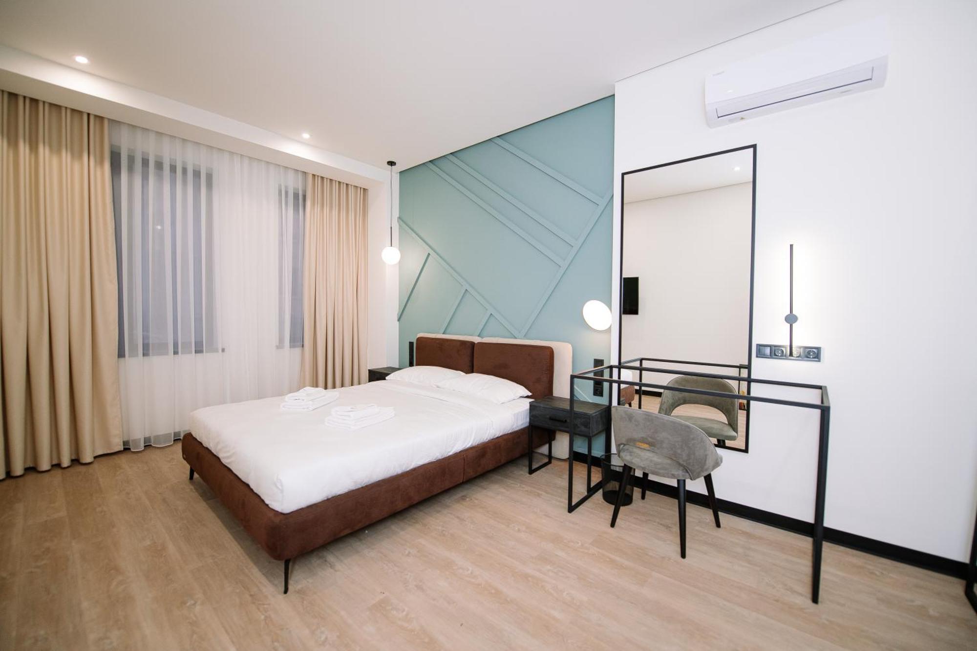 Select Hotel Lviv Eksteriør bilde