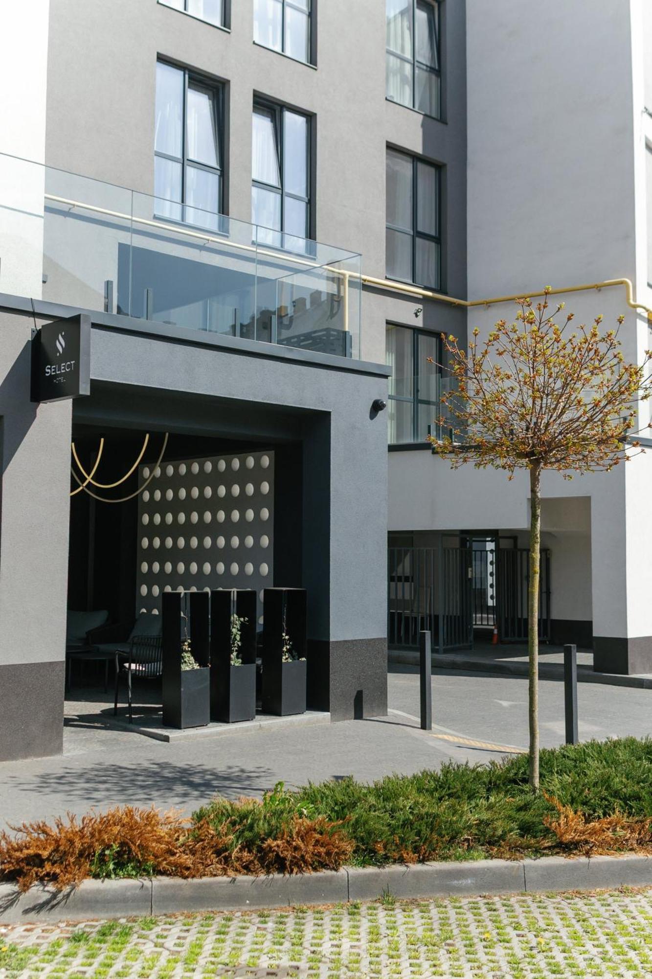 Select Hotel Lviv Eksteriør bilde