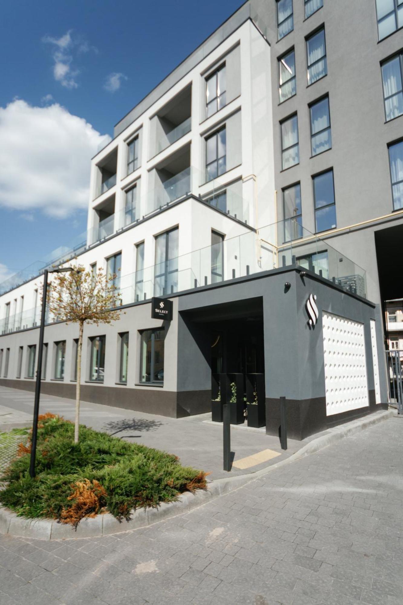 Select Hotel Lviv Eksteriør bilde