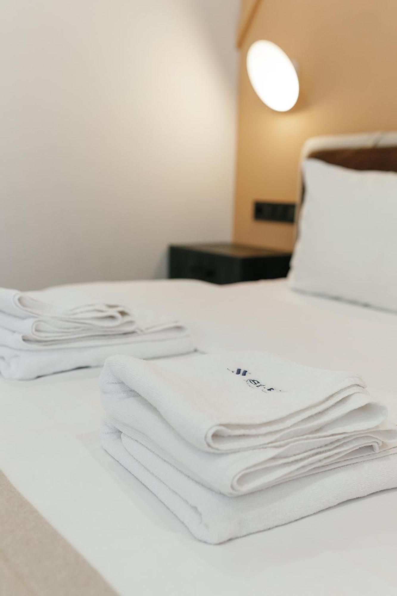 Select Hotel Lviv Eksteriør bilde